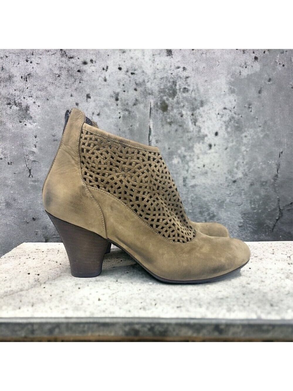 Audley london taupe leather lattice ankle boots 39